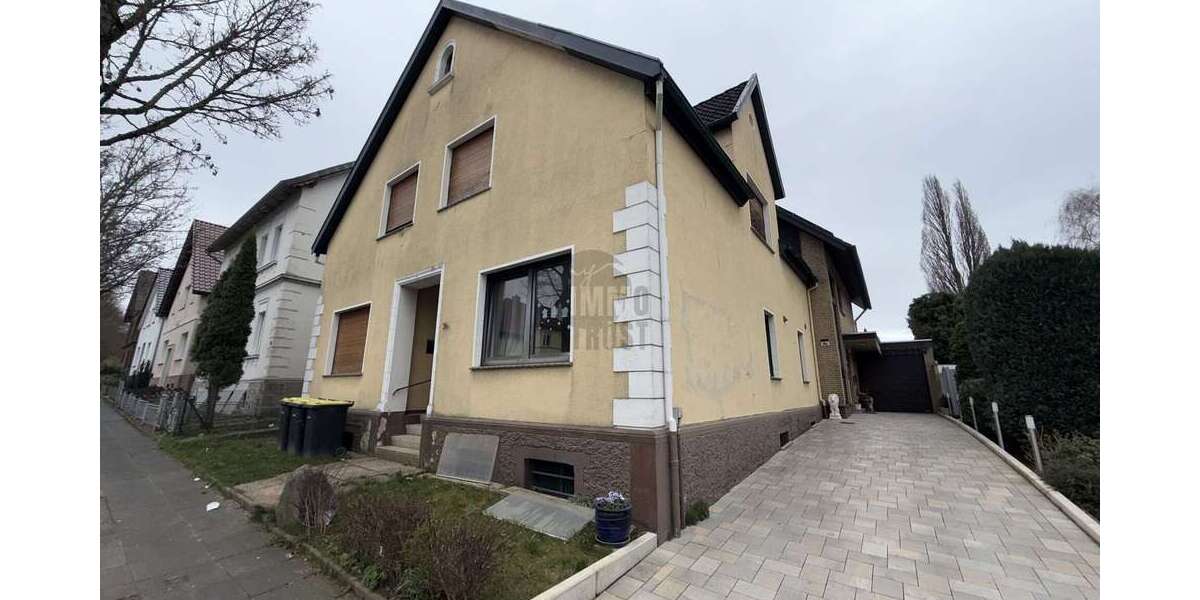 Einfamilienhaus Bad Salzuflen / Schötmar Schötmar - 7 Zimmer, 148 m&sup2;, 250.000&euro; | Angebot:25631741
