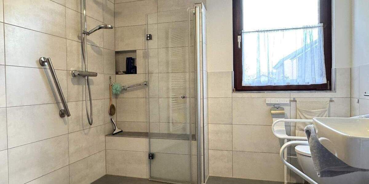 Einfamilienhaus Bielefeld Sennestadt - 6 Zimmer, 265 m&sup2;, 585.000&euro; | Angebot:25669133