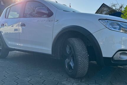 Dacia Sandero 94.000 km 7.350 &euro; Oerlinghausen 33813