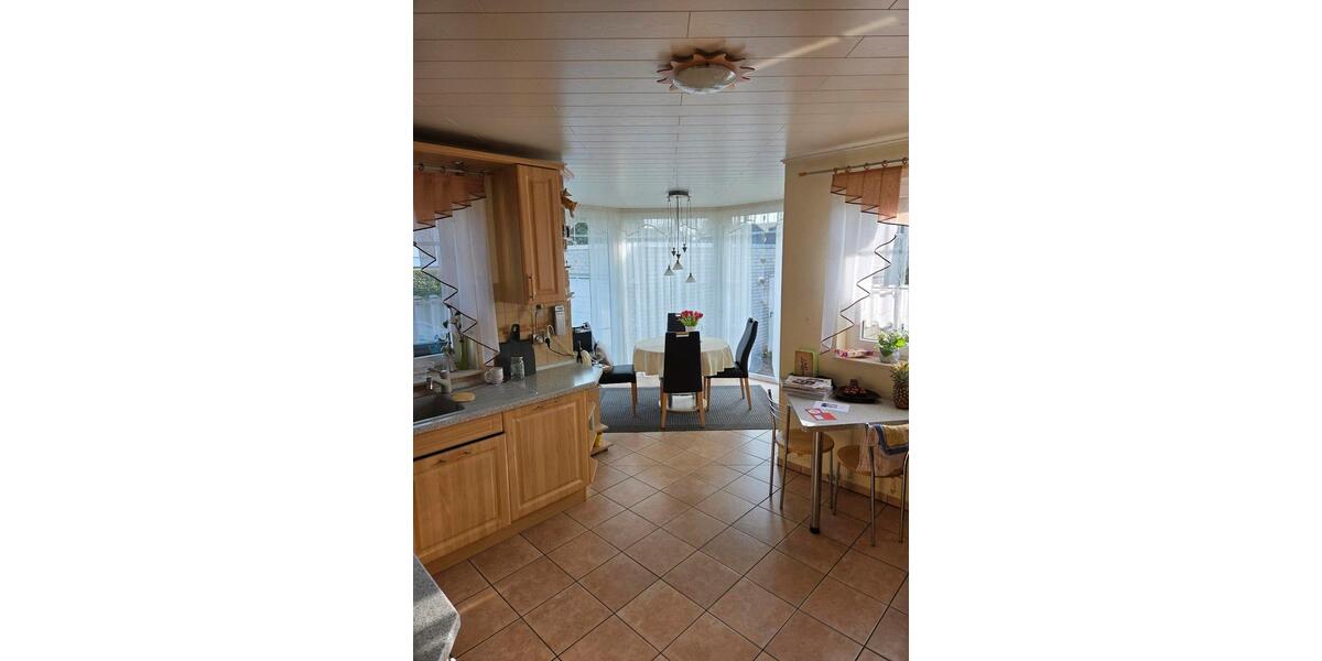 Einfamilienhaus Versmold - 7 Zimmer, 197 m&sup2;, 500.000&euro; | Angebot:25635840