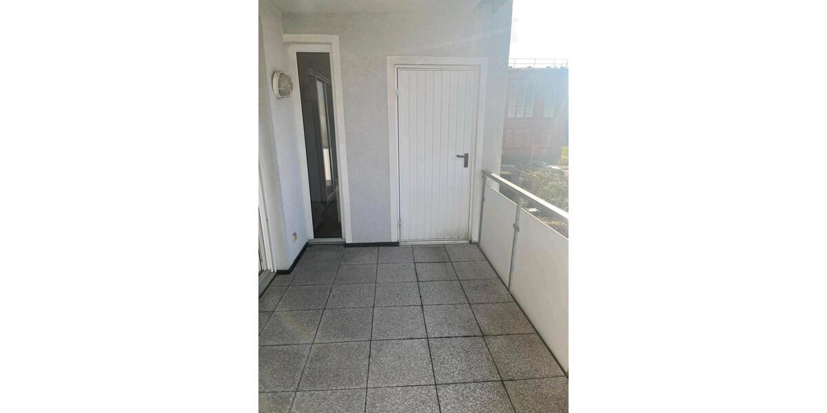 3 Zimmer Wohnung in Brackwede zu Vermieten 700€+400€ Nebenkosten 3 zimmer