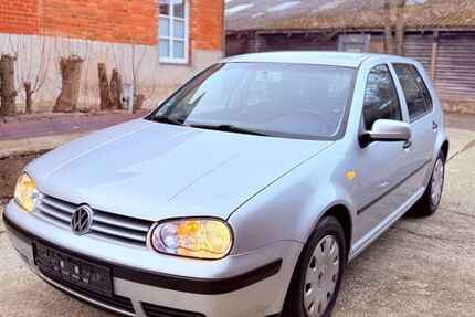 VW Golf 169.000 km 1.200 &euro; Steinhagen 33803