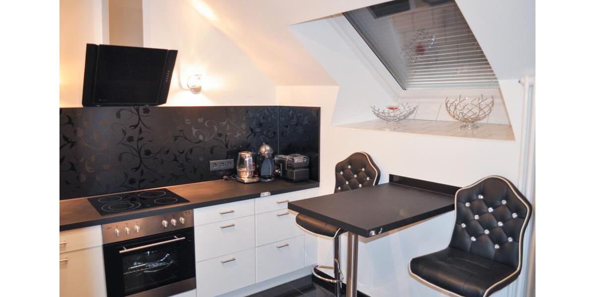 Dachgeschoßwohnung Detmold Hiddesen - 2.5 Zimmer, 88 m&sup2;, 980&euro; | Angebot:24701004