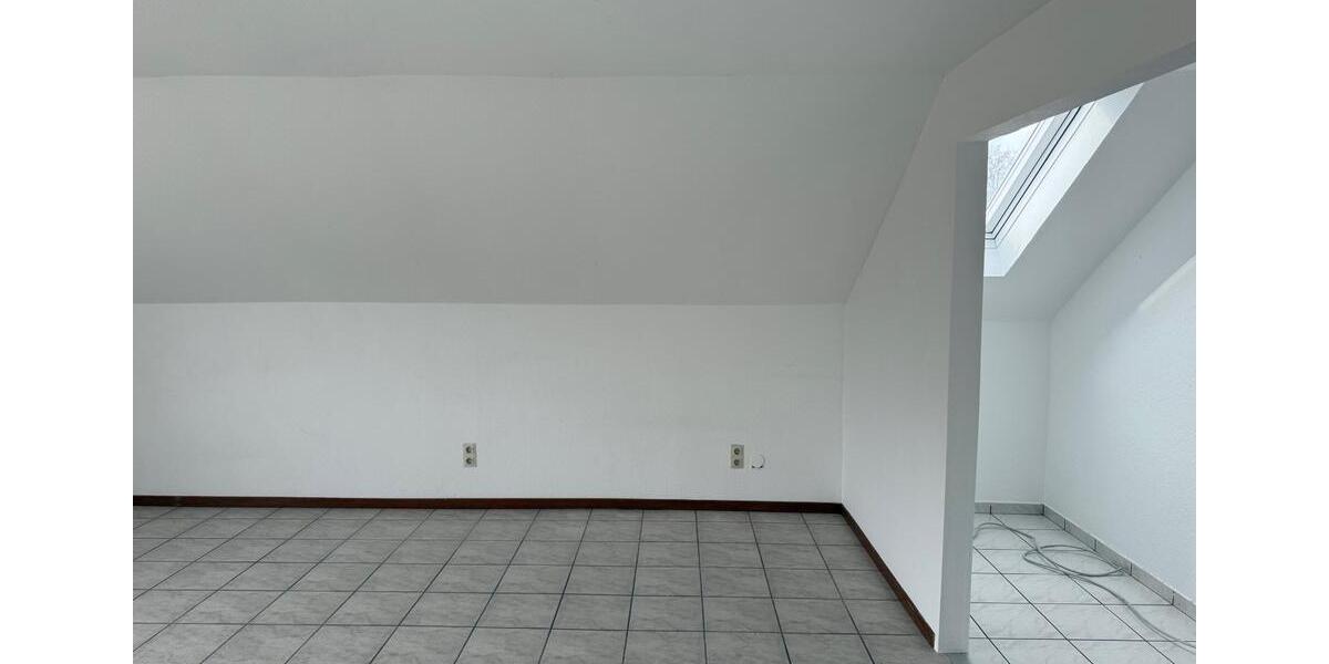 Dachgeschoßwohnung Versmold - 2 Zimmer, 73 m&sup2;, 580&euro; | Angebot:25765384