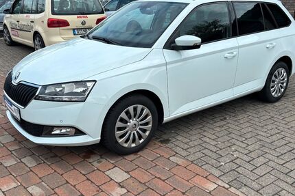 Skoda Fabia 133.700 km 9.999 &euro; Versmold 33775