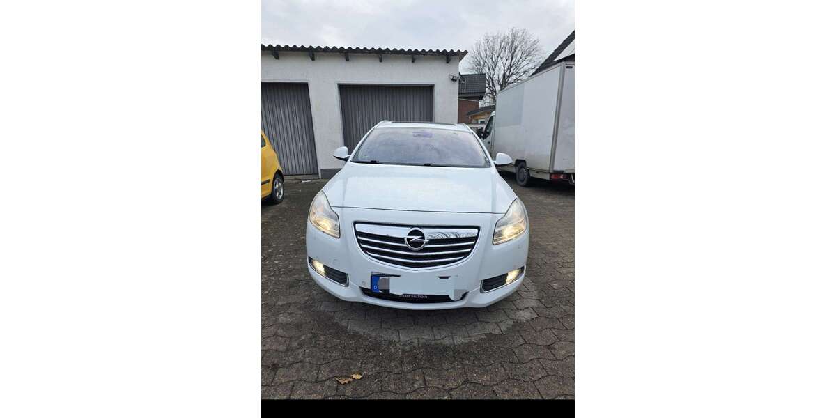 Opel Insignia 138.900 km 7.550 &euro; Westerenger (Enger) 32130