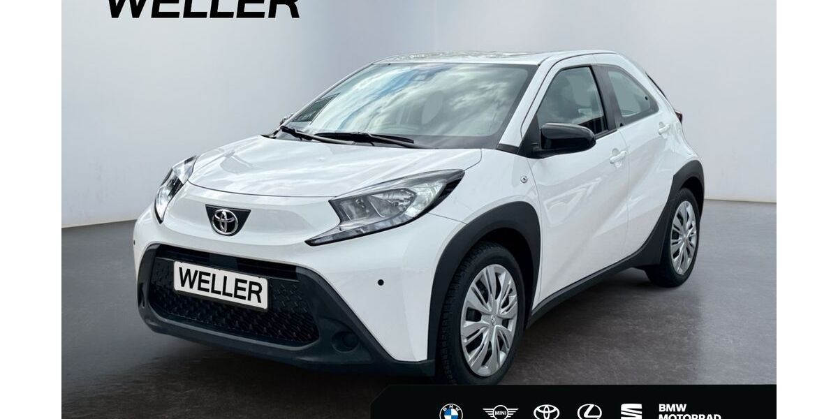 Toyota Aygo (X) 21.800 km 13.690 &euro; Bielefeld 33609