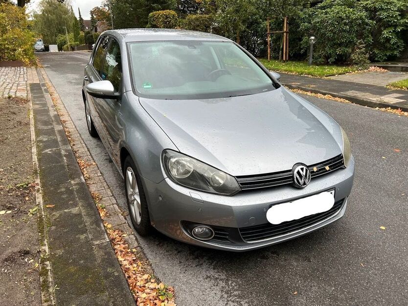 VW Golf 137.000 km 7.250 € Bielefeld 33659
