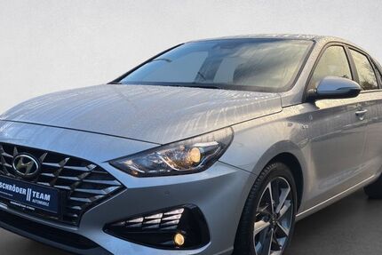 Hyundai i30 64.300 km 16.990 &euro; Bielefeld 33609