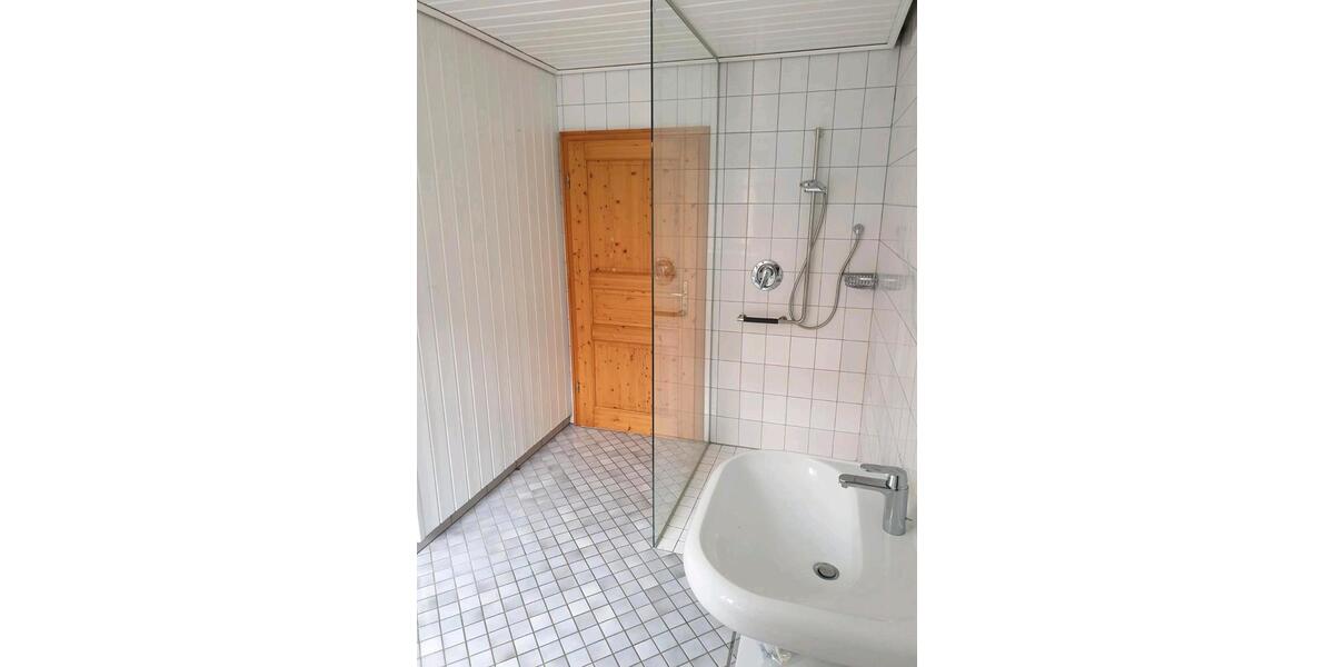 Erdgeschoßwohnung Delbrück - 3 Zimmer, 150 m&sup2;, 1.300&euro; | Angebot:26378933