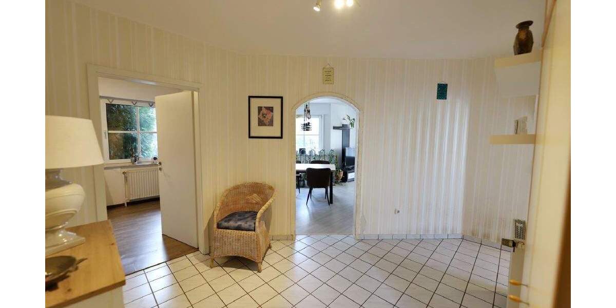 Etagenwohnung Lage Waddenhausen - 3 Zimmer, 85 m&sup2;, 160.000&euro; | Angebot:25689544