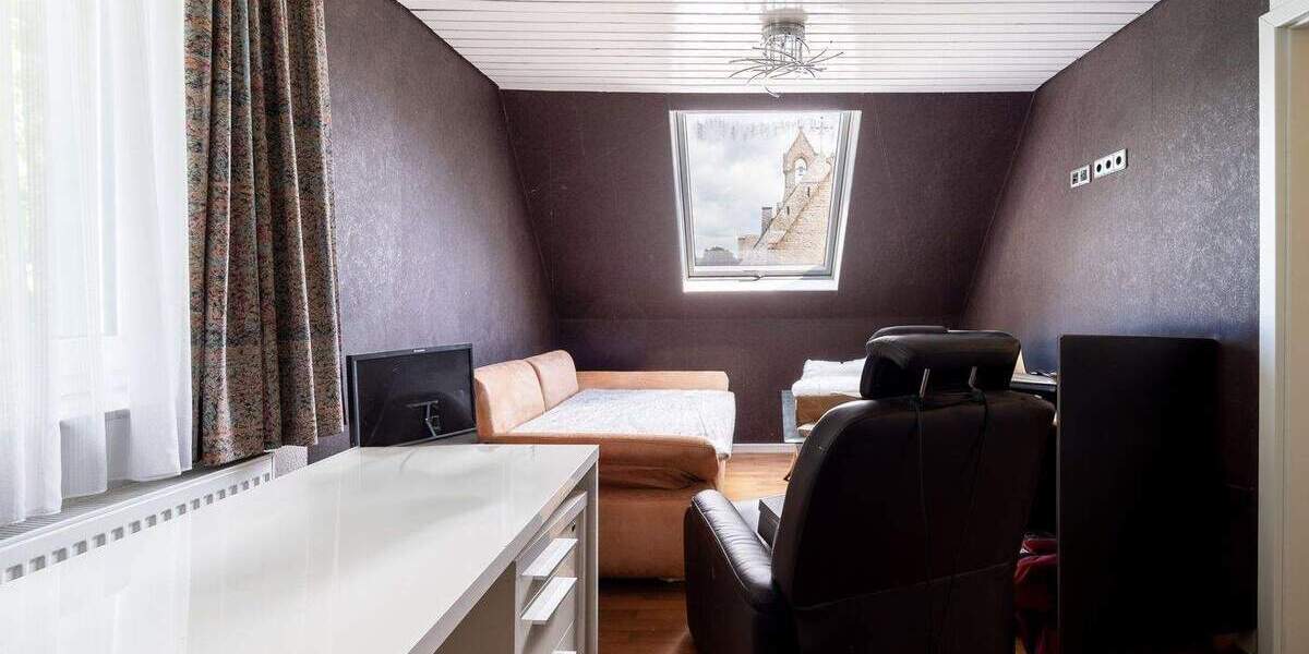 Die Immobilie kostet 1000€m² weniger als Vergleichsobjekte in der Gegend! 8 zimmer