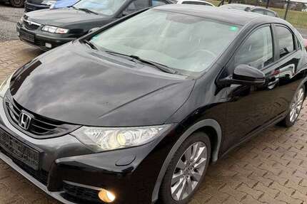 Honda Civic 212.000 km 4.999 &euro; Löhne / Mennighüffen 32584