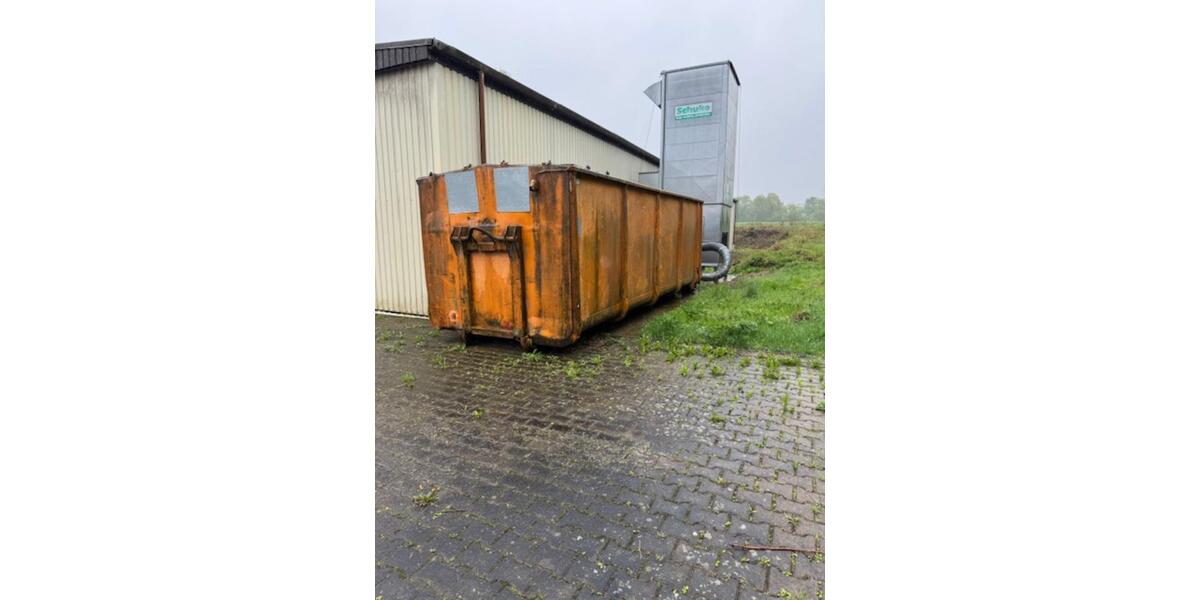 Lager- bzw. Produktionshalle in Mengeringhausen zimmer