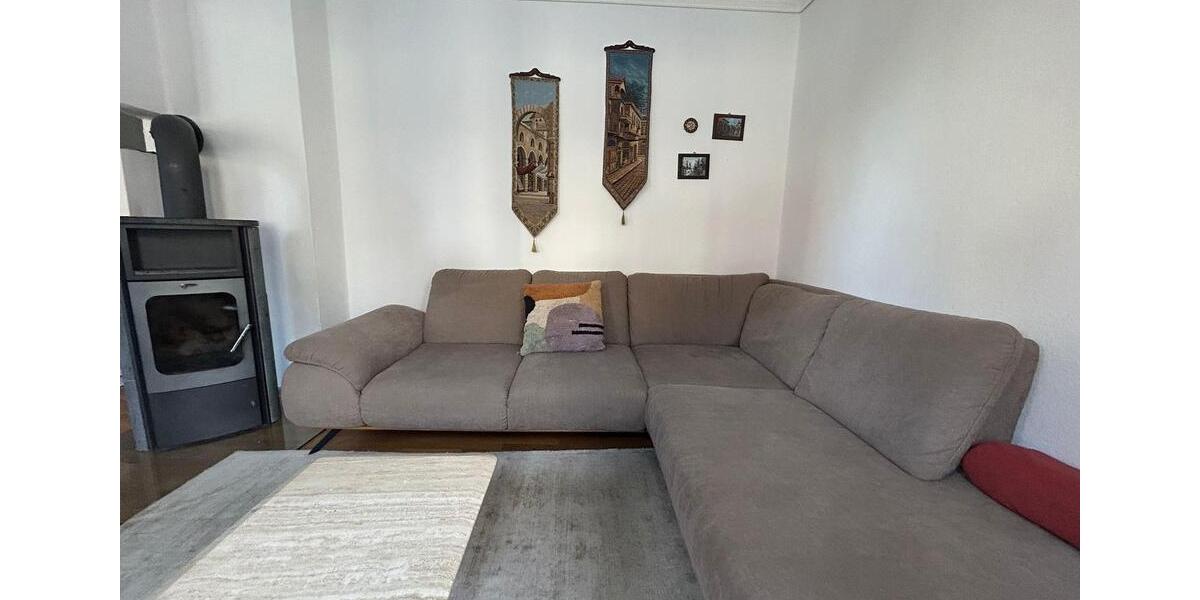 Familienfreundliche 5-Zimmer-Altbauwohnung mit Balkon in Bielefeld 5 zimmer