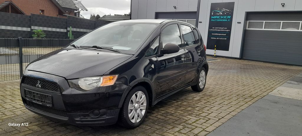 Mitsubishi Colt 96.885 km 4.250 &euro; Hiddenhausen 32120