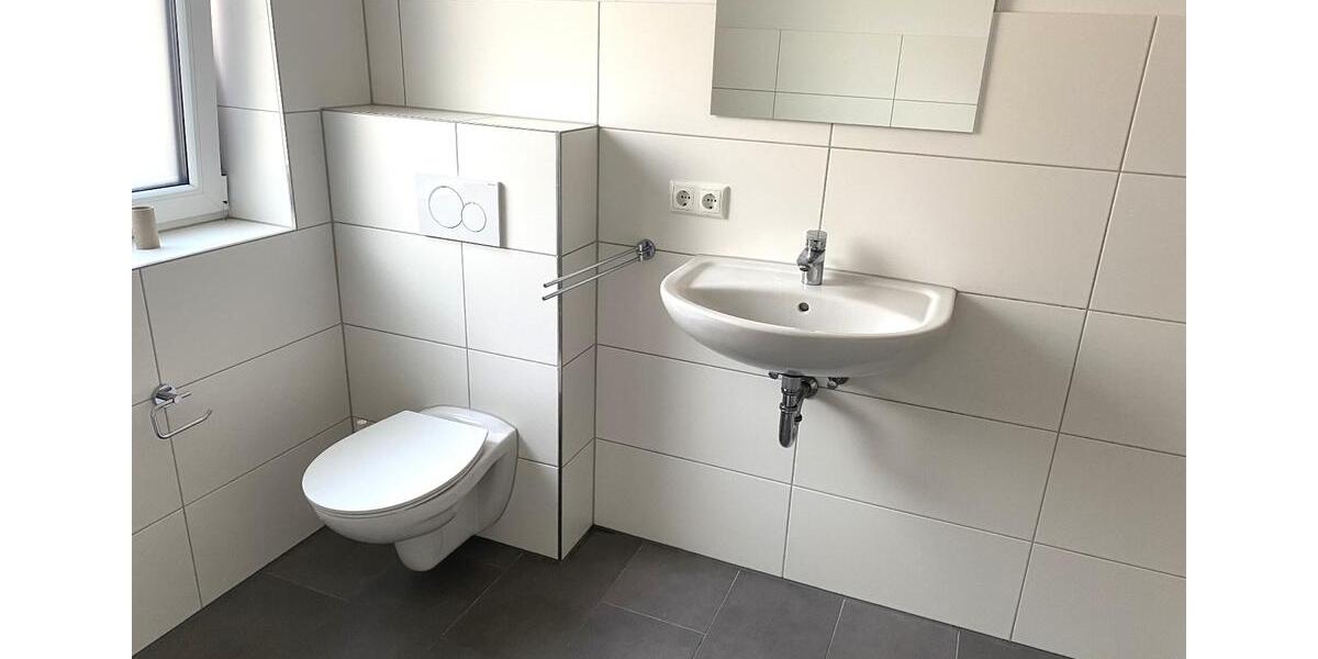 Erdgeschoßwohnung Hüllhorst - 4 Zimmer, 105 m&sup2;, 950&euro; | Angebot:25753640