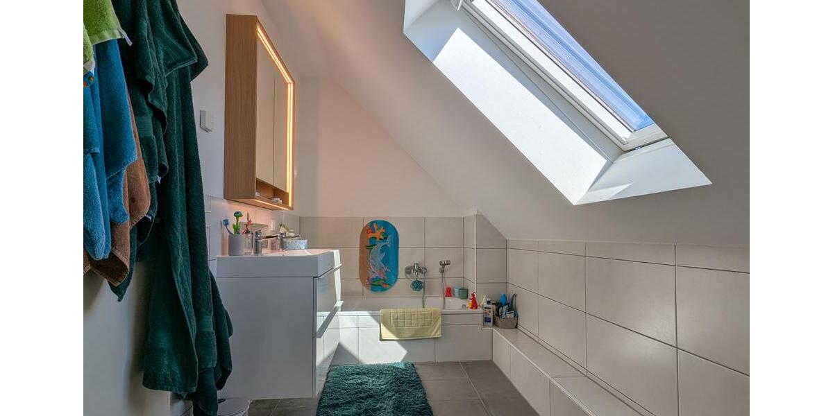 Doppelhaushälfte Bielefeld Jöllenbeck - 4 Zimmer, 130 m&sup2;, 1.430&euro; | Angebot:25807713