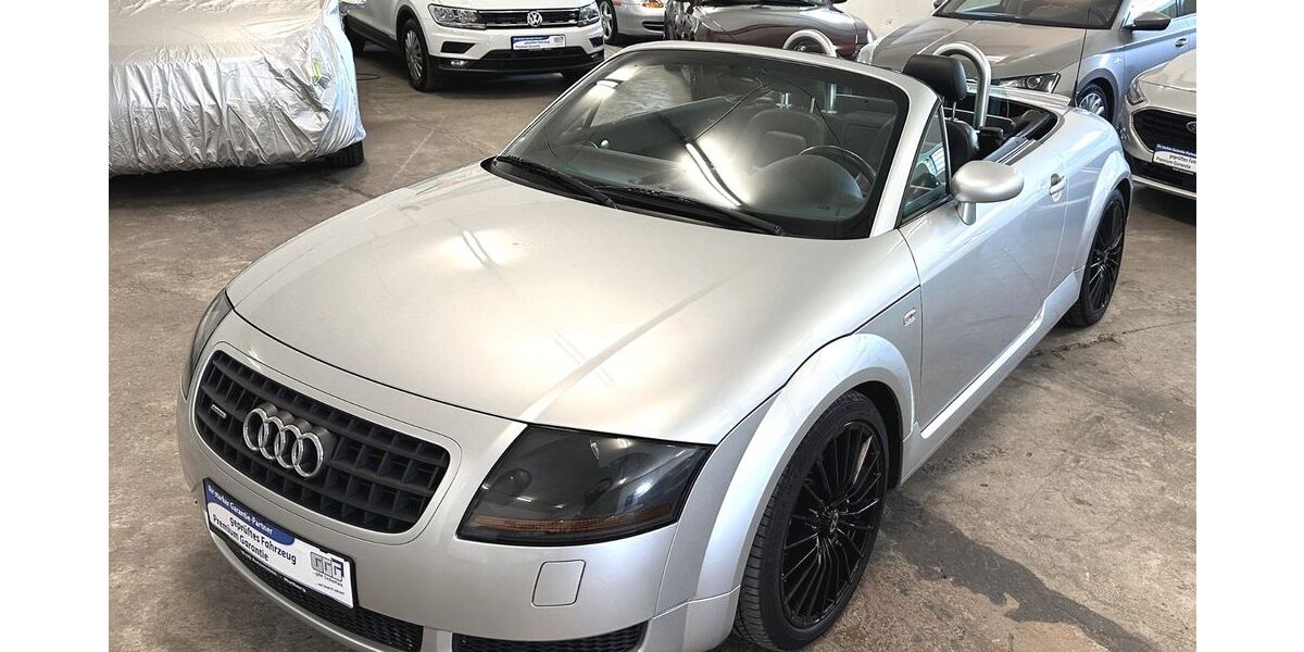 Audi TT 104.000 km 10.990 &euro; Rietberg 33397