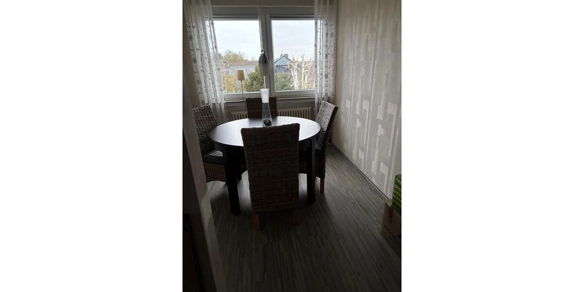 Etagenwohnung Detmold Hiddesen - 3 Zimmer, 90 m&sup2;, 850&euro; | Angebot:26680716