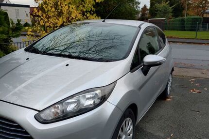 Ford Fiesta 118.000 km 4.800 € Spenge 32139
