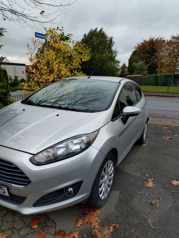 Ford Fiesta 118.000 km 4.800 € Spenge 32139