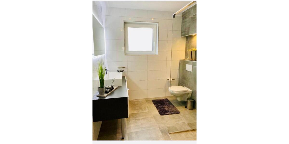 Einfamilienhaus Borgholzhausen - 7 Zimmer, 220 m&sup2;, 900.000&euro; | Angebot:27096767