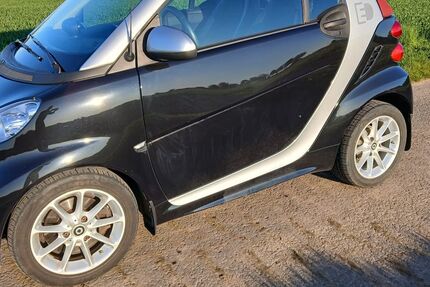 Smart ForTwo 52.500 km 7.880 &euro; Bad Salzuflen 32107
