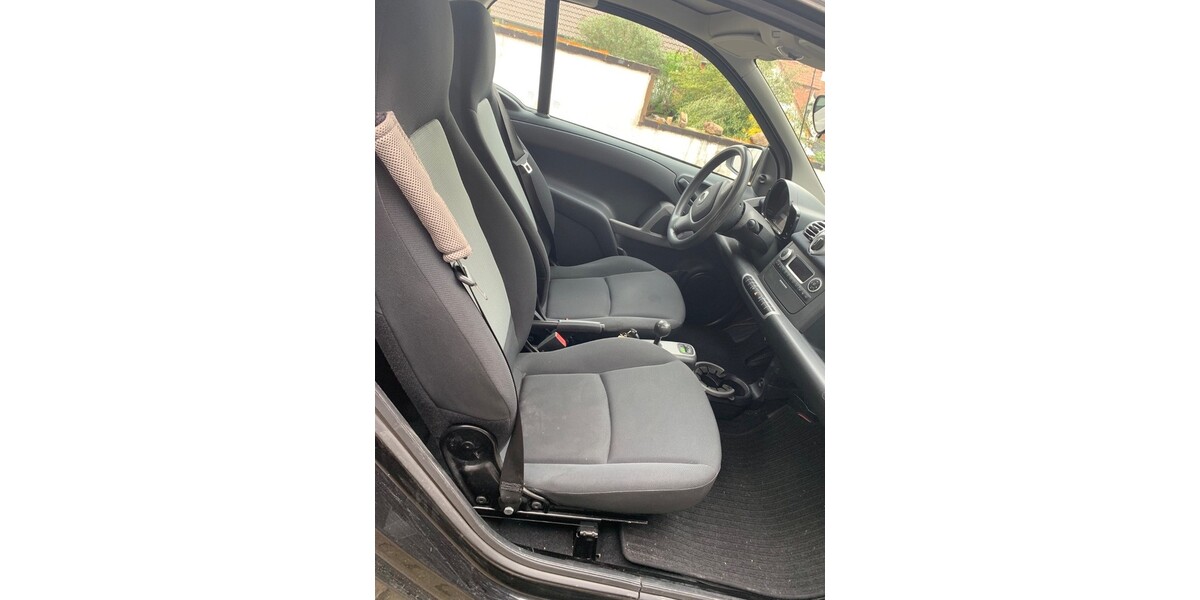 Smart ForTwo 122.000 km 3.800 &euro; Löhne 32584