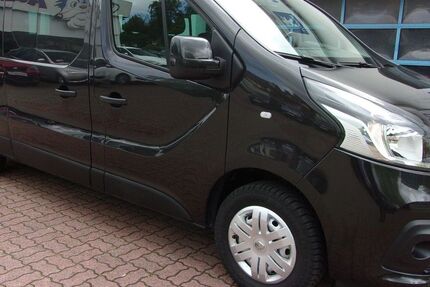 Renault Trafic 67.200 km 19.490 &euro; Herford 32051