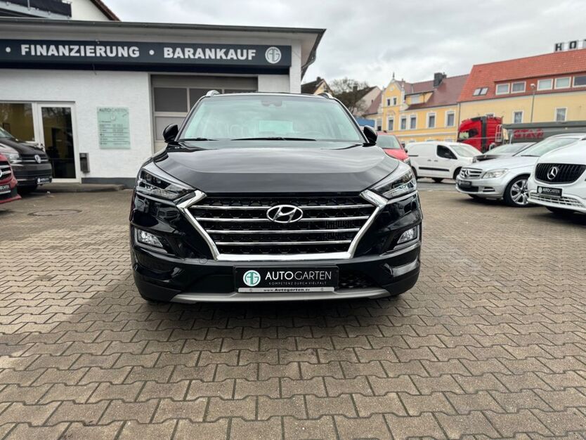 Hyundai TUCSON 180.000 km 17.550 € Paderborn 33098