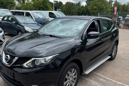 Nissan Qashqai 195.000 km 6.900 &euro; Detmold 32758