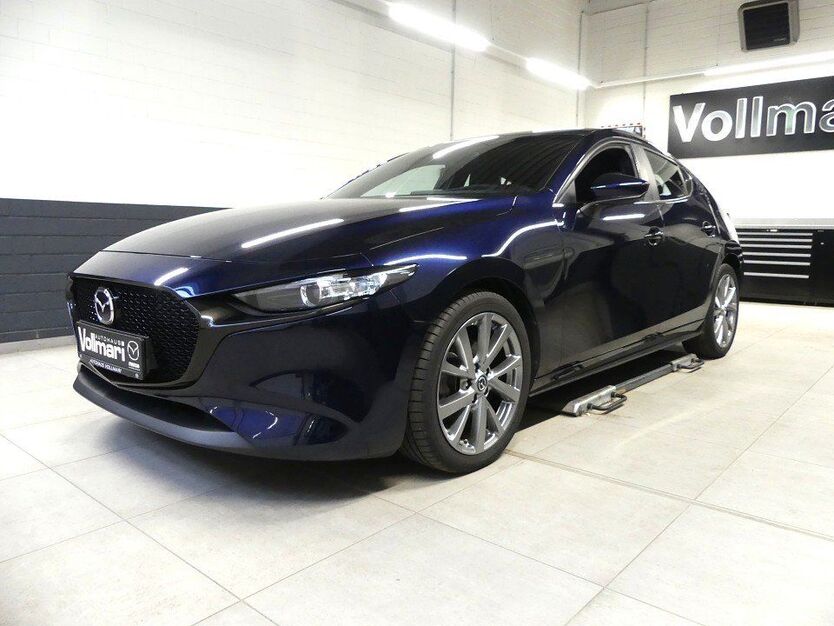 Mazda 3 29.800 km 20.290 € Paderborn 33106
