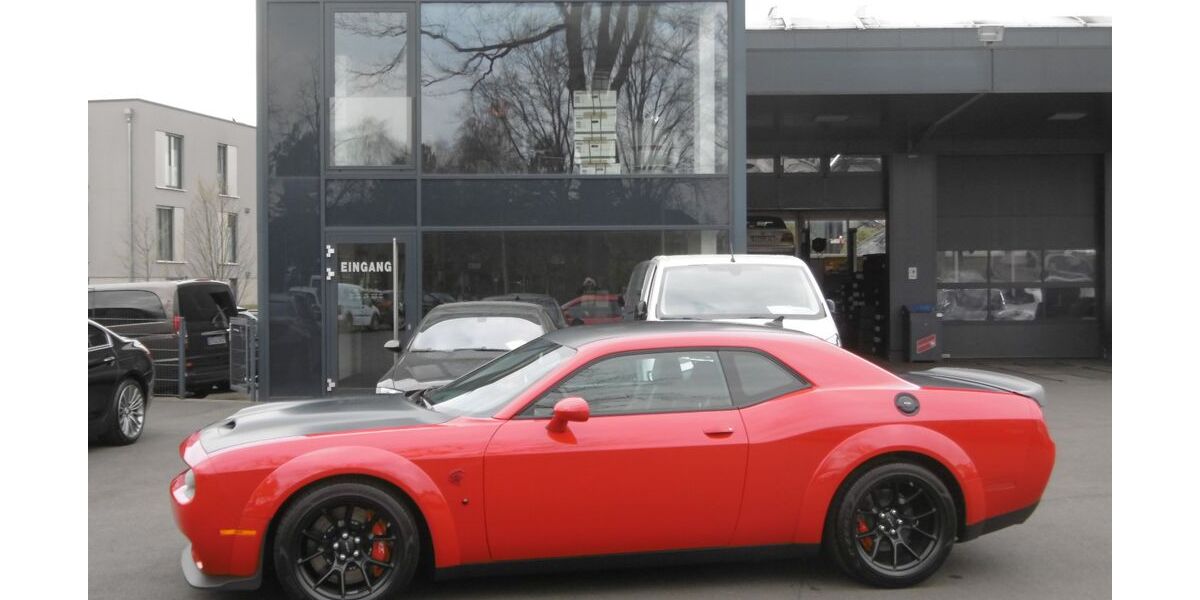 Dodge Challenger 3.510 km 109.950 € Gütersloh 33332