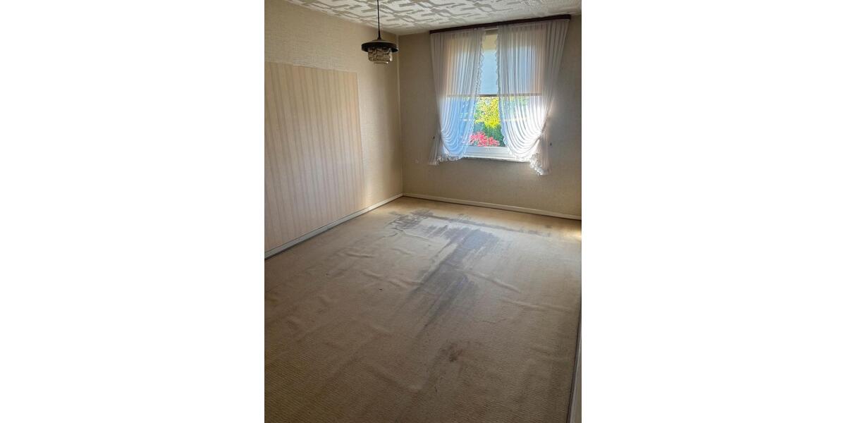 Mehrfamilienhaus, Wohnhaus Herford Falkendiek - 8 Zimmer, 170 m&sup2;, 210.000&euro; | Angebot:25452132