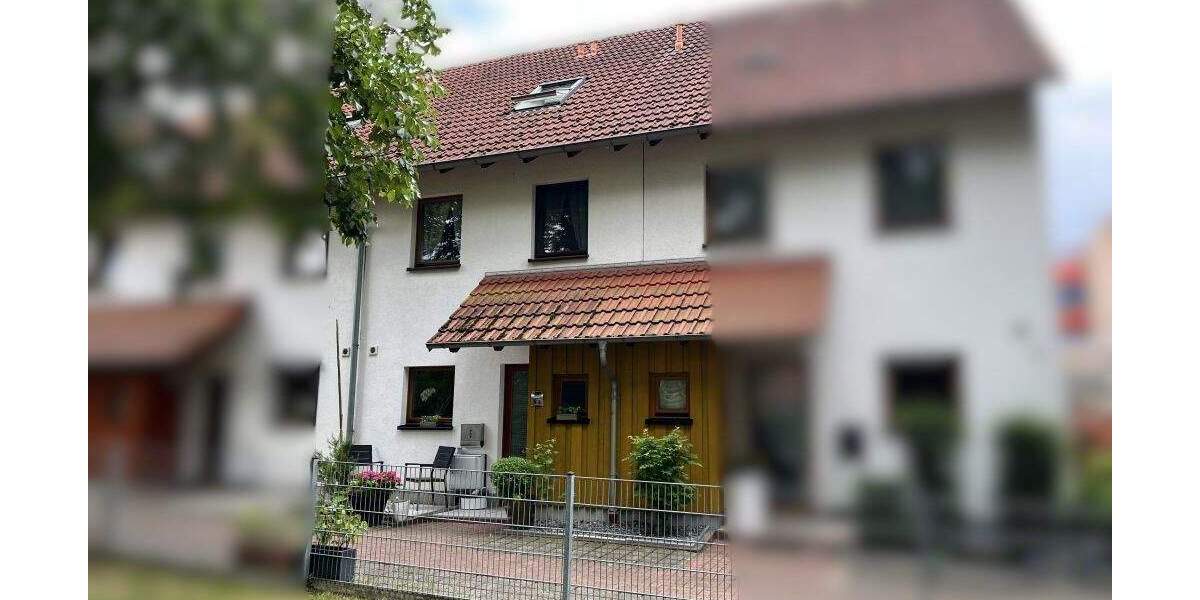 Reihenmittelhaus Bad Salzuflen-Schötmar Schötmar - 5 Zimmer, 121 m&sup2;, 268.000&euro; | Angebot:24402217