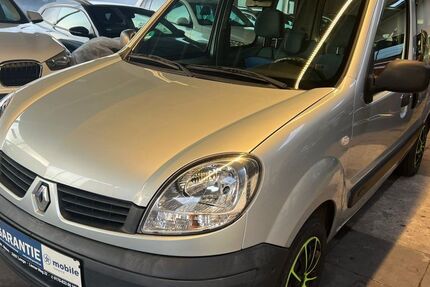 Renault Kangoo 177.000 km 2.999 &euro; Lemgo 32657