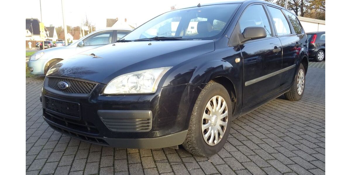 Ford Focus 209.899 km 2.399 &euro; Löhne 32584