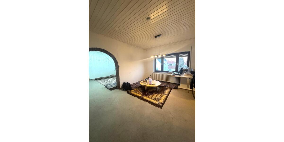 Etagenwohnung Spenge - 6 Zimmer, 165 m&sup2;, 950&euro; | Angebot:25409328