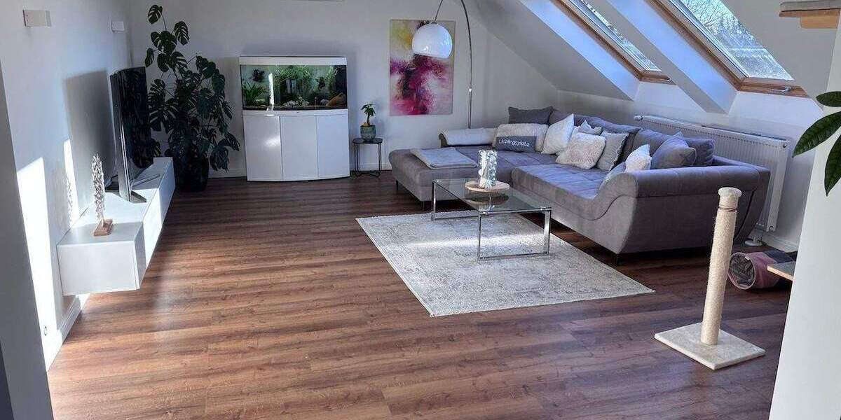 Etagenwohnung Bünde Dünne - 4 Zimmer, 130 m&sup2;, 890&euro; | Angebot:25109592