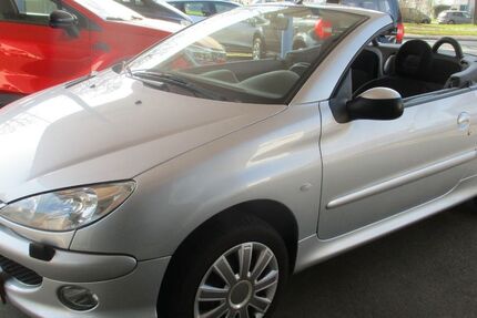 Peugeot 206 140.000 km 1.990 &euro; Bielefeld 33699