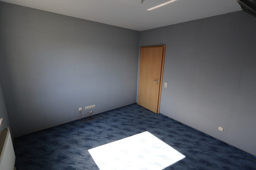 Familiengerechtes Einfamilienhaus mit pflegeleichtem Garten und 3 Stellplätzen 5 zimmer