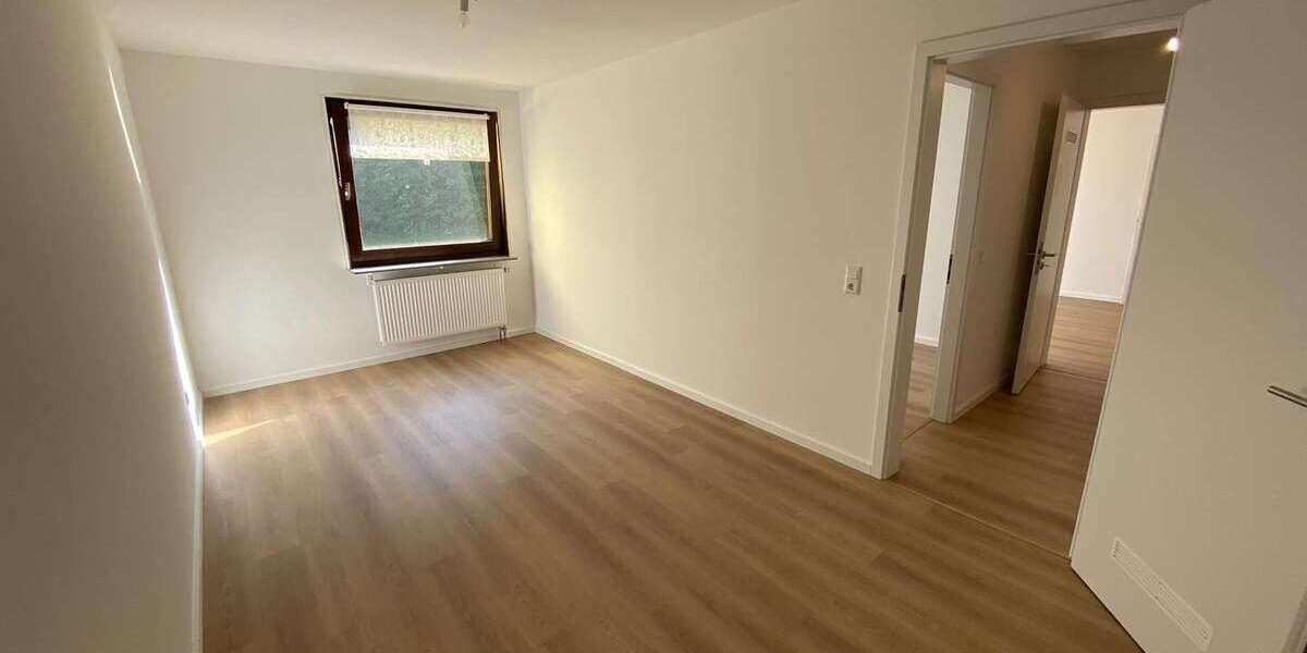 Etagenwohnung Bielefeld Schildesche - 3 Zimmer, 85 m&sup2;, 760&euro; | Angebot:27125768