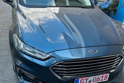 Ford Mondeo 57.500 km 22.900 &euro; Versmold 33775
