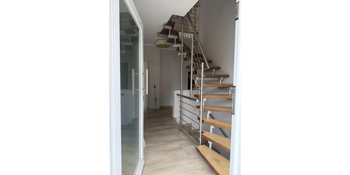 Einfamilienhaus Gütersloh - 5 Zimmer, 156 m&sup2;, 1.450&euro; | Angebot:25764234