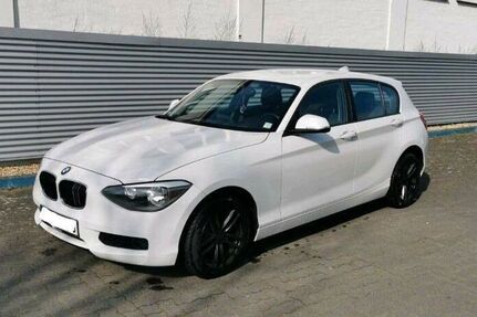 BMW 114