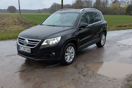 VW Tiguan 181.239 km 8.499 &euro; Harsewinkel 33428