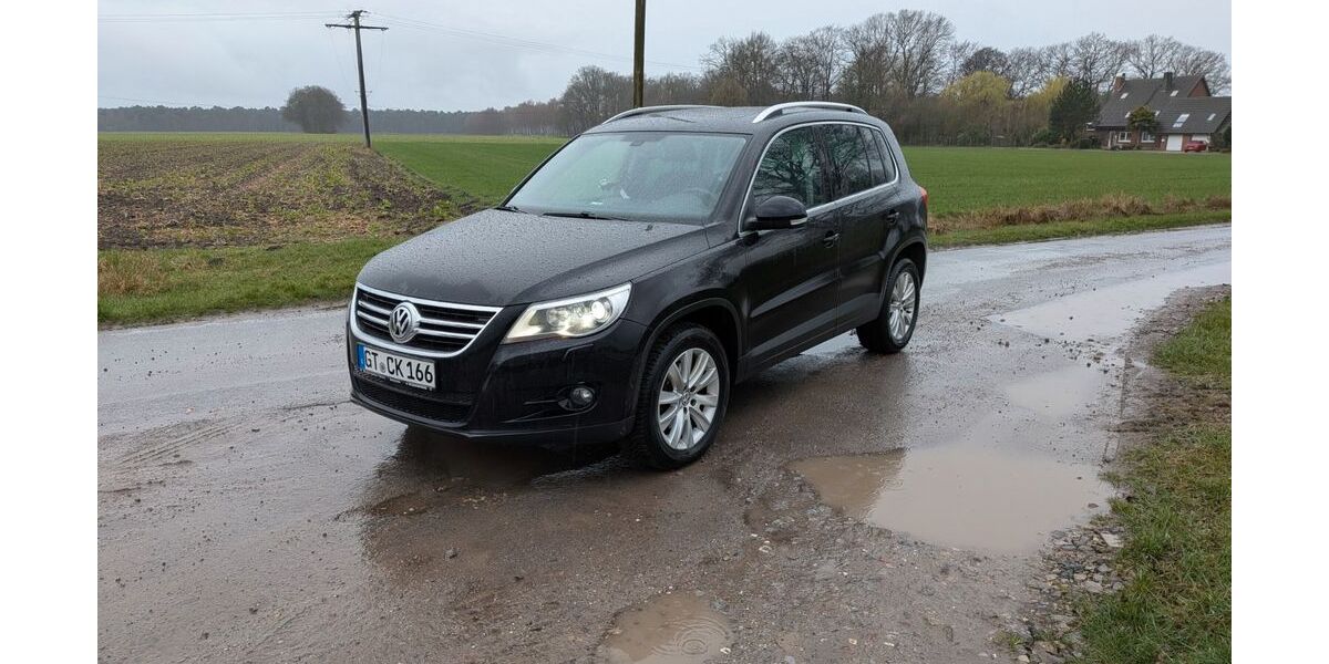 VW Tiguan 181.239 km 8.499 &euro; Harsewinkel 33428