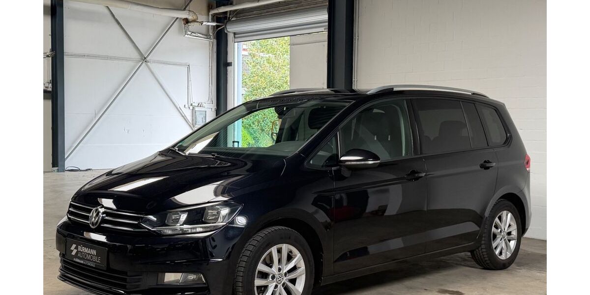 VW Touran 126.500 km 15.990 &euro; Bielefeld 33649