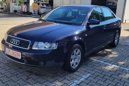 Audi A4 139.500 km 5.850 &euro; Lemgo / Brüntorf 32657